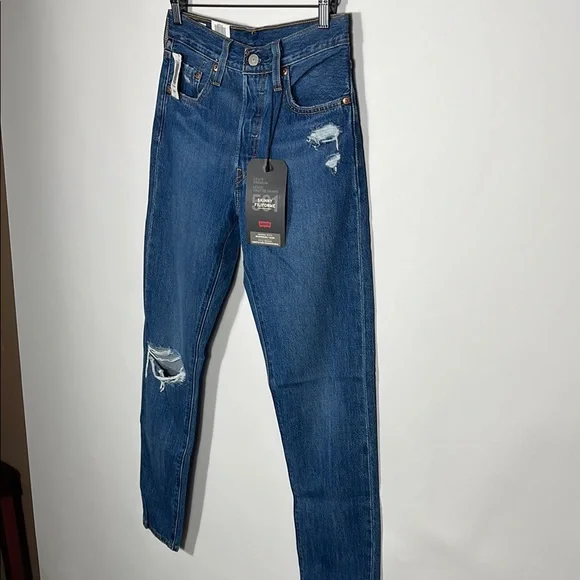 Levi's 501’s Blue Jeans - Picture 4 of 9